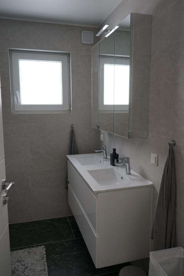 Dm Apartment Vienna Exterior photo